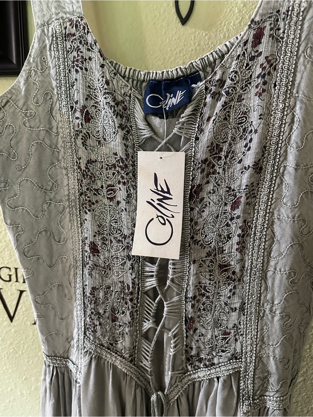 Sleeveless Lace-Front Maxi Dress in Light Gray - Picture 3 of 12